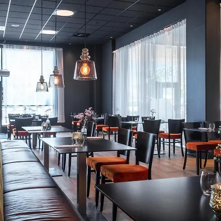 Thon Bjorneparken Hotel 4*