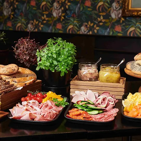 Thon Bjorneparken מלון